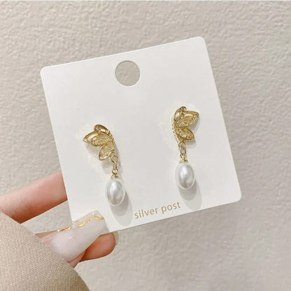 Half Butterfly Pearl Stud Earrings - TITLIYA