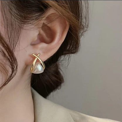 Rhombus Shape Pearl Korean Earings Titliya