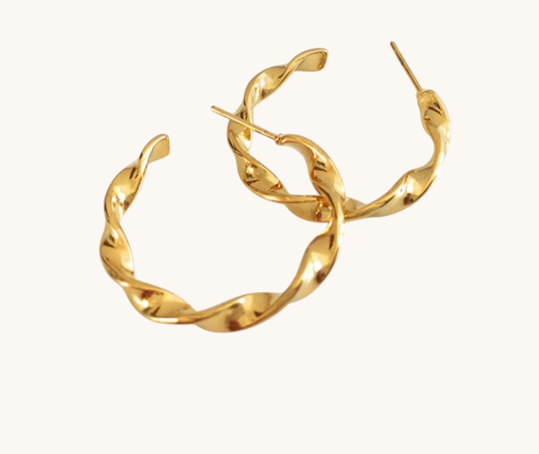 Golden Twisted Earring-small Titliya