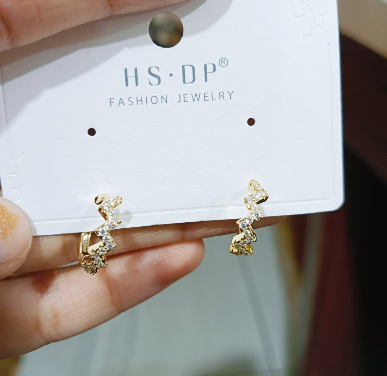 Minimalist Gold Plated Zigzag Hoop Titliya