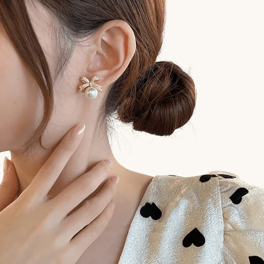 Bow Pearl Stud Earring Titliya
