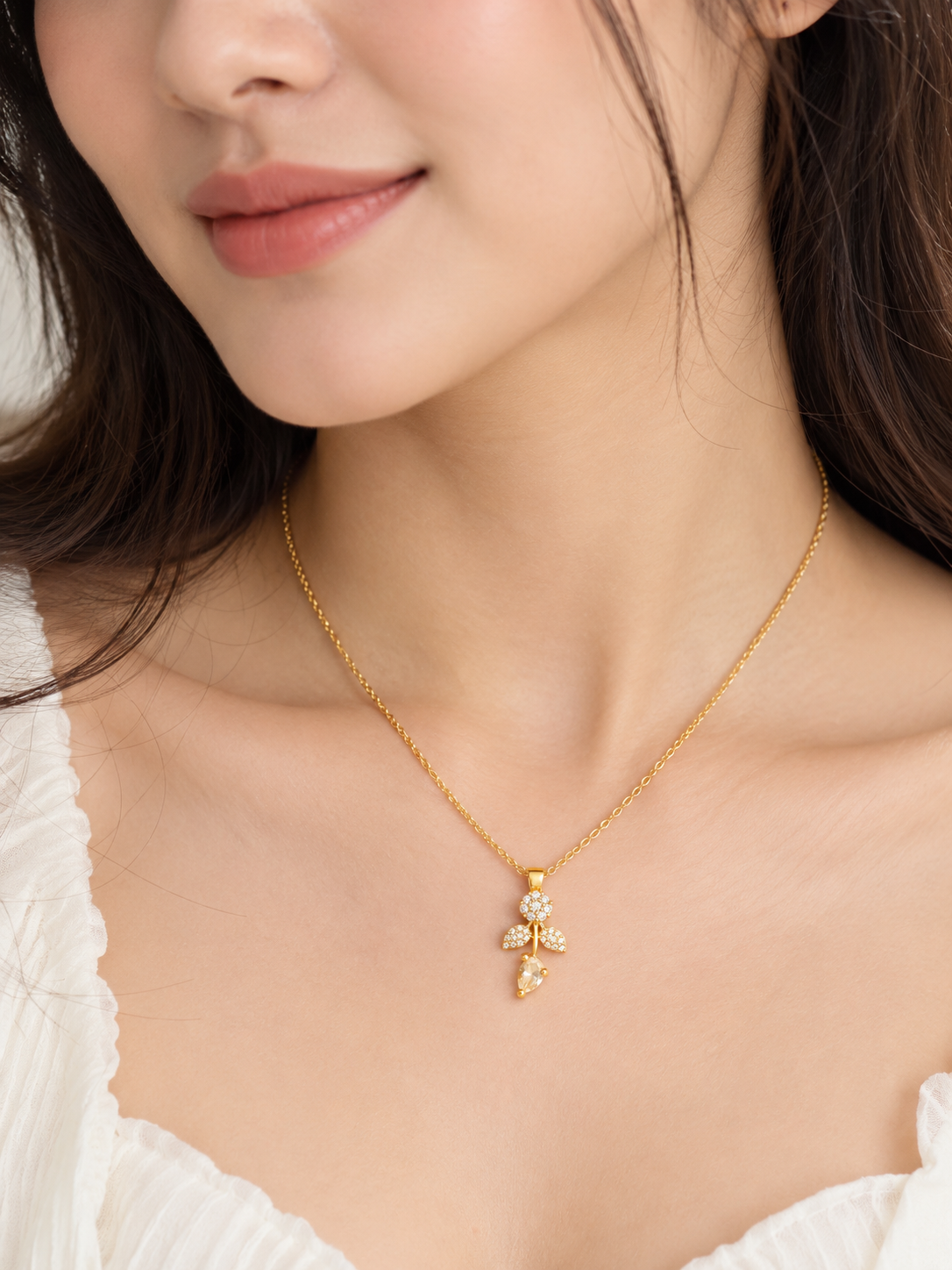TITLIYA Korean Style Gold Crystal Flower Pendant Necklace for Women