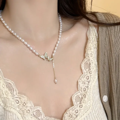 Luxury Artificial Gold Plated Pearl and Stud Butterfly Necklace
