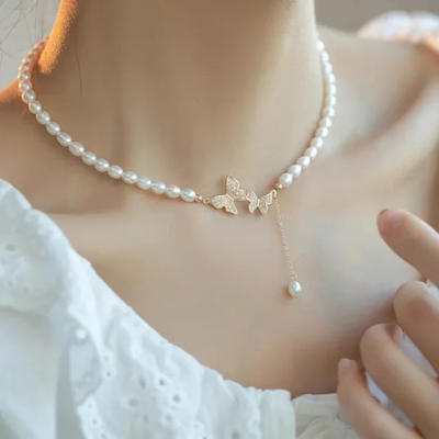Luxury Artificial Gold Plated Pearl and Stud Butterfly Necklace