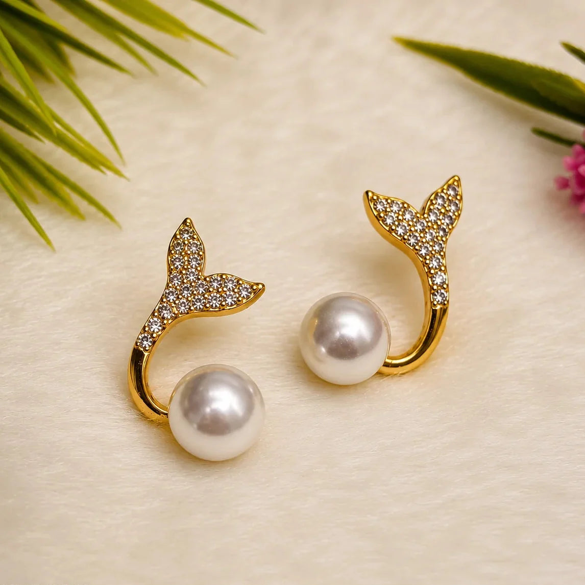 TITLIYA Korean Mermaid Pearl Anti-Tarnish Gold Stud Earrings